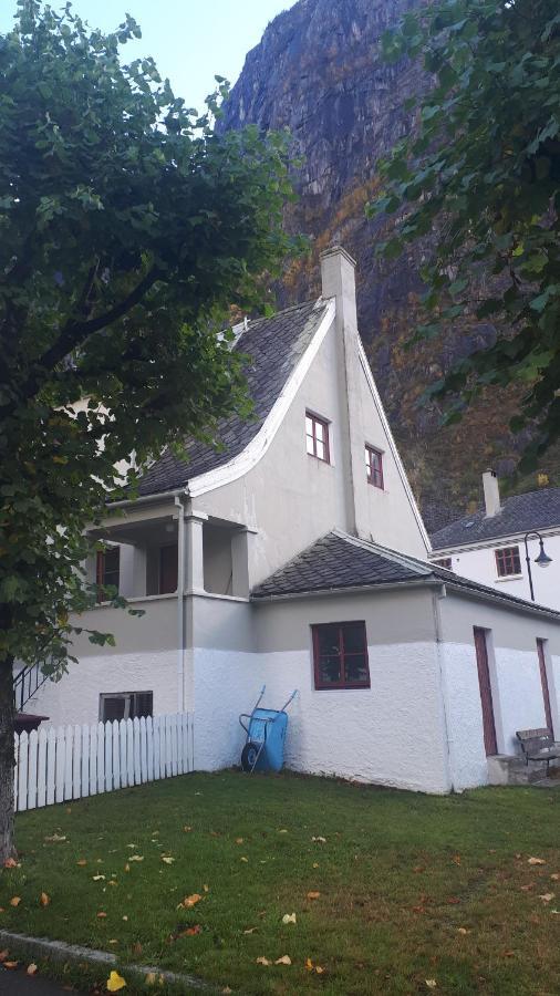 Fjordshelter- Cozy Townhouse Villa Tyssedal Eksteriør bilde
